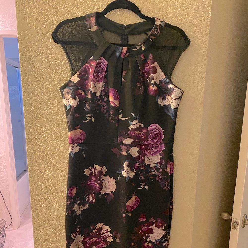 Beautiful floral print classy dress